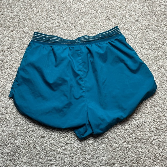 🏃♀️ Gymshark Running Shorts 🏃♀️ - Picture 2 of 4